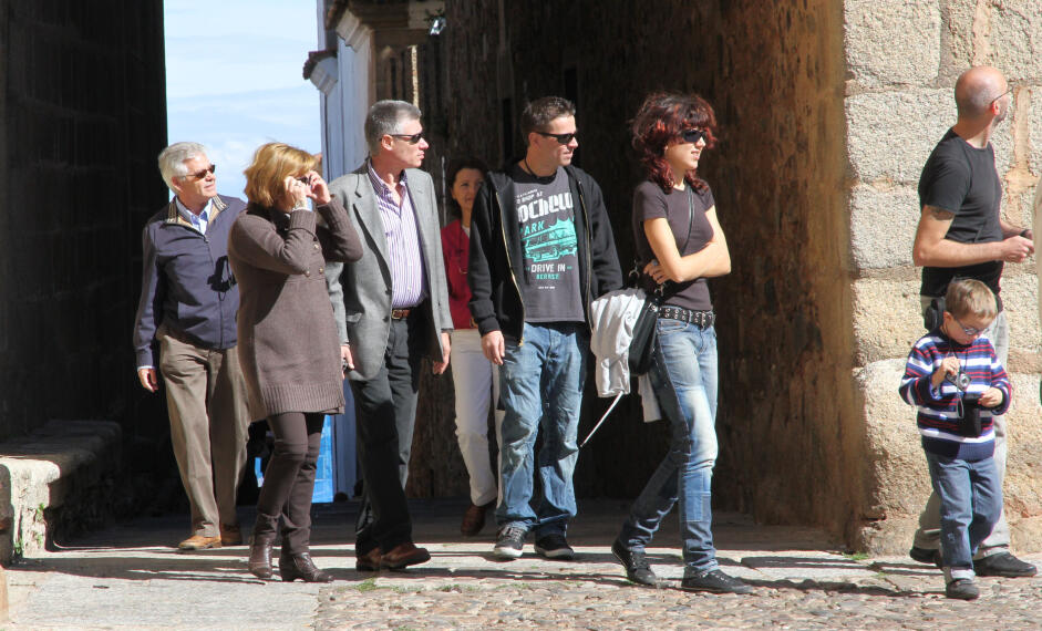 Tourists in Caceres - Hoy.es