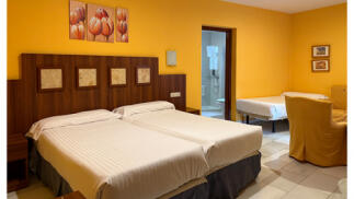 Alojamiento en Hotel Nuevo Palas + desayuno + entrada a circuito aquatherma en balneario de Lanjarón